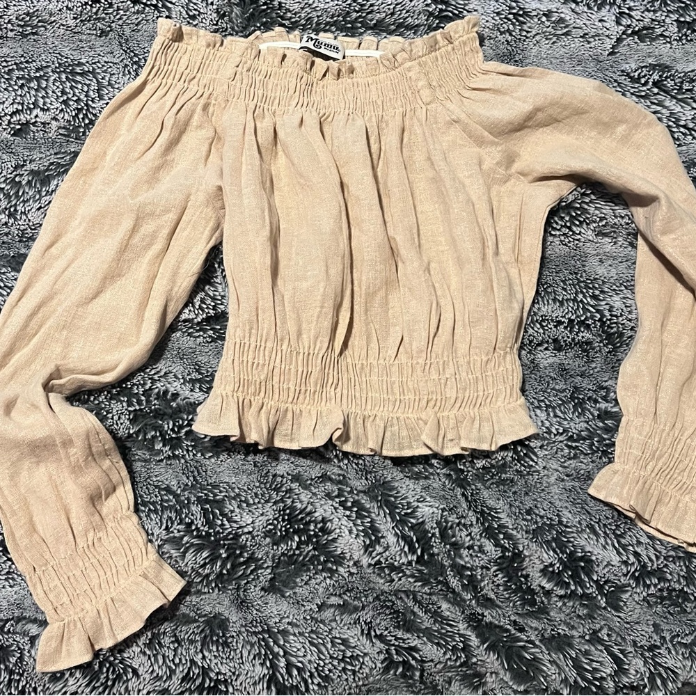 Show me your Mumu off the shoulder top M